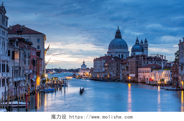 威尼斯大运河水和意大利的建筑意大利威尼斯运河